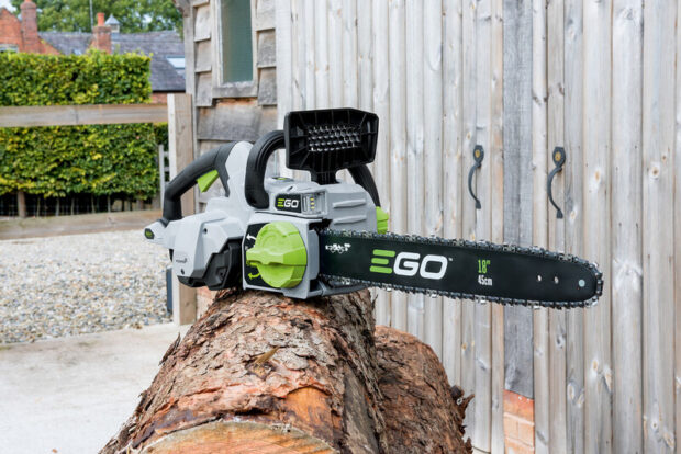 EGO accu Kettingzaag CS1800E show
